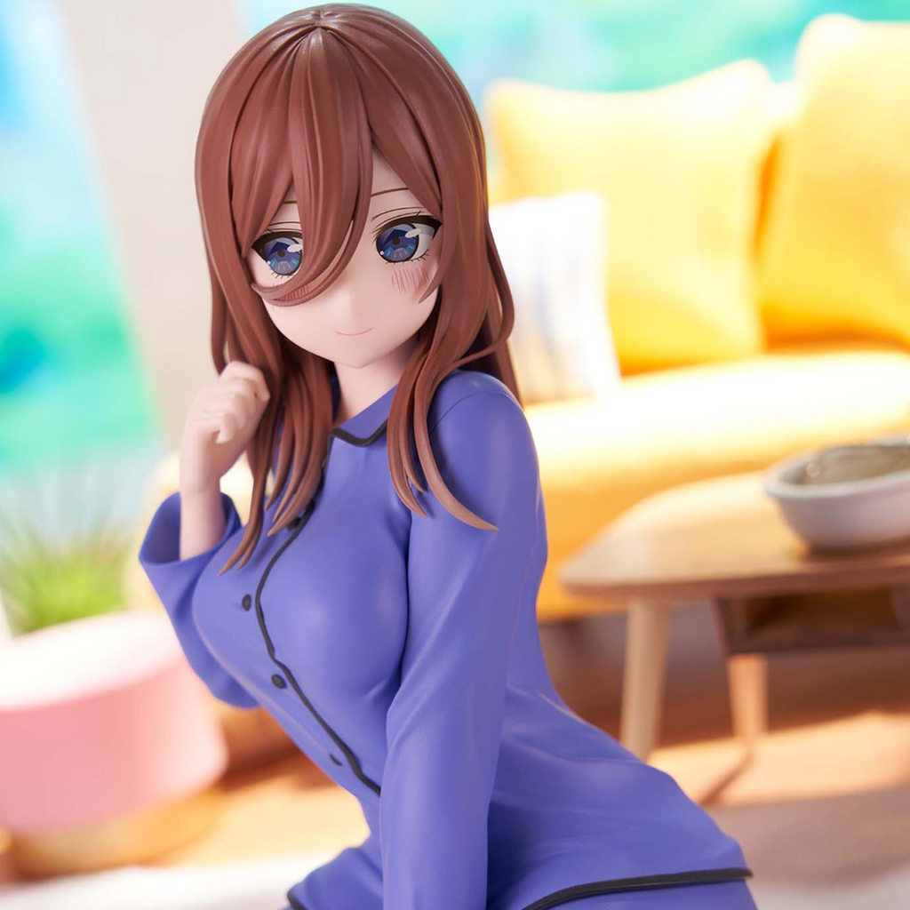 
Action Figure Miku Nakano Relax Time Banpresto Quintuplets
