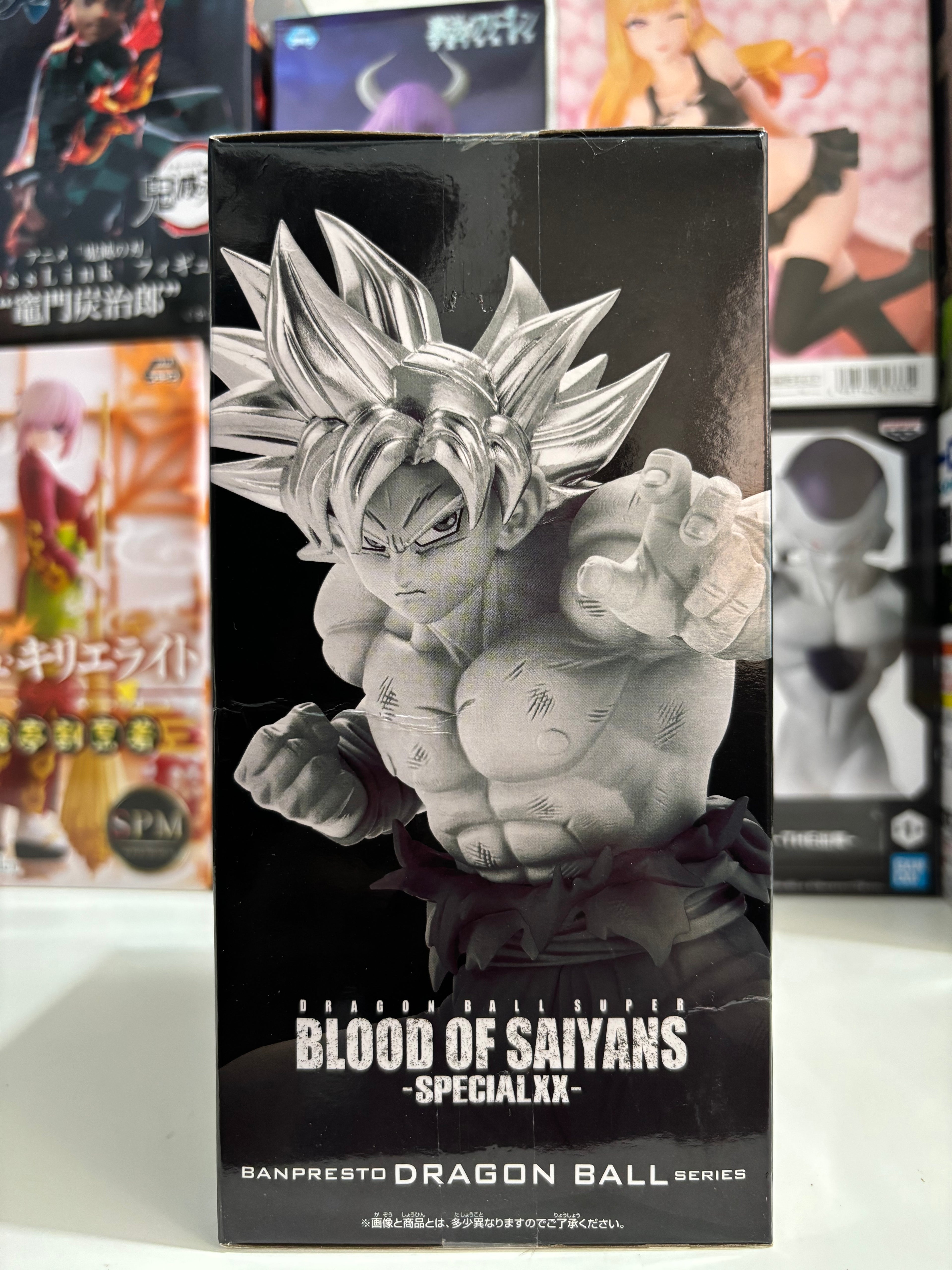 Action Figure Goku Instinto Superior Blood of Saiyans Banpresto Original