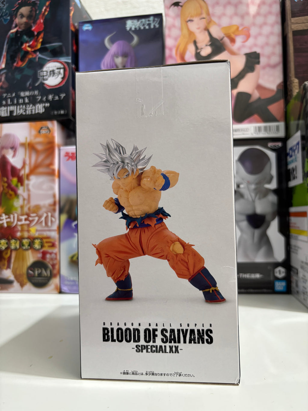 Action Figure Goku Instinto Superior Blood of Saiyans Banpresto Original